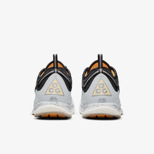 Nike ACG Air Nasu 2 Women's Sneakers Grey / Metal Silver | NK140PRJ