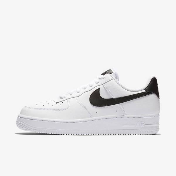 Nike Air Force 1 07 Women\'s Sneakers White / Black / White | NK543IFM