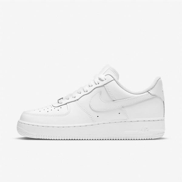 Nike Air Force 1 07 Women\'s Sneakers White | NK932BHN