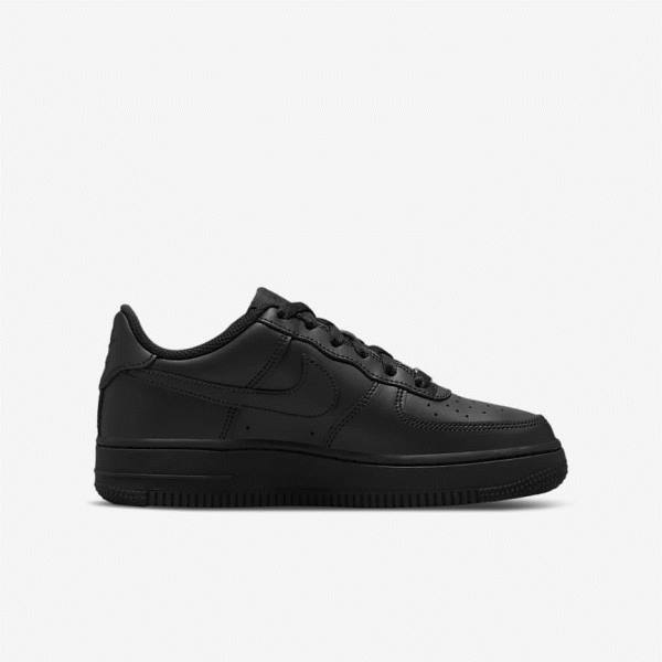 Nike Air Force 1 LE Older Kids' Sneakers Black | NK348AZL