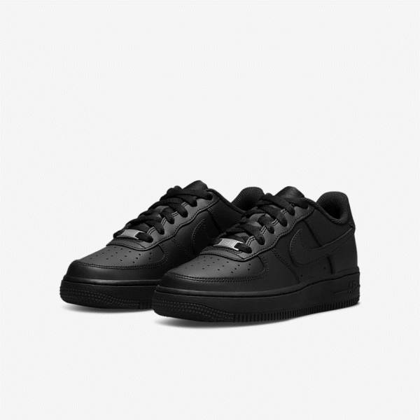 Nike Air Force 1 LE Older Kids' Sneakers Black | NK348AZL