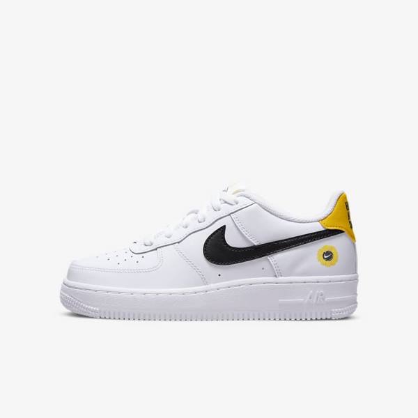 Nike Air Force 1 LV8 Older Kids\' Sneakers White / Black | NK491IWH