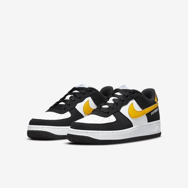 Nike Air Force 1 LV8 Older Kids' Sneakers Black / White / Dark | NK581HCI