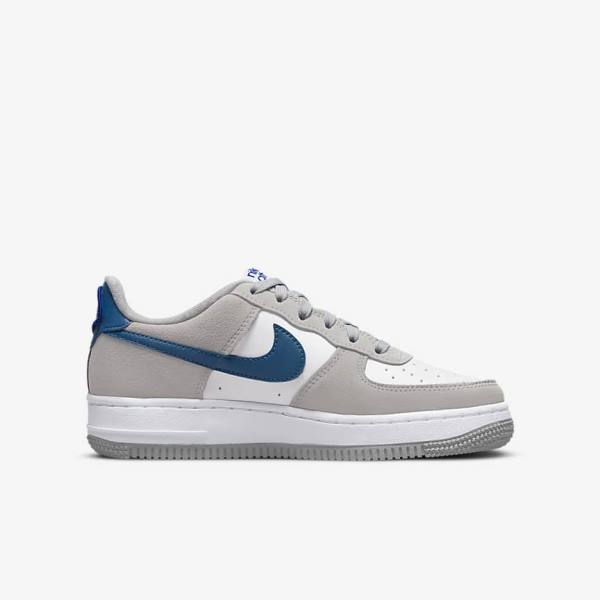 Nike Air Force 1 LV8 Older Kids' Sneakers Light Grey / White / Light Grey | NK847BGI