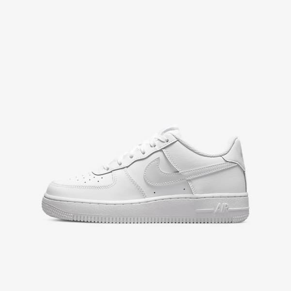 Nike Air Force 1 Older Kids\' Sneakers White | NK297GJS