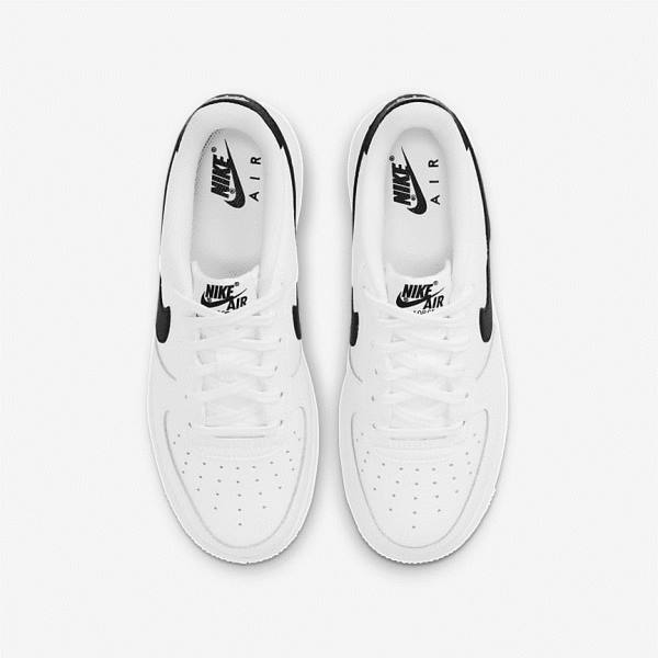 Nike Air Force 1 Older Kids' Sneakers White / Black | NK521XVH