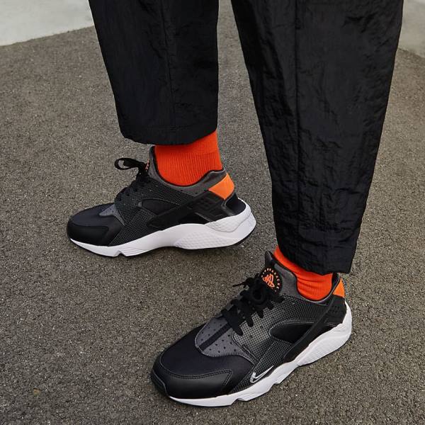 Nike Air Huarache Men's Sneakers Black / Orange / Grey / White | NK604WID