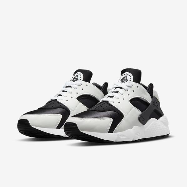 Nike Air Huarache Men's Sneakers Black / White | NK872VGN