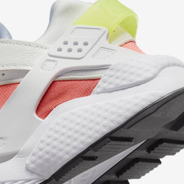 Nike Air Huarache Women's Sneakers White / Light Red / Black | NK102XIN