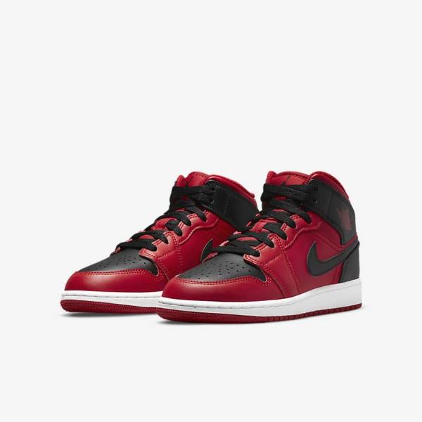 Nike Air Jordan 1 Mid Older Kids' Sneakers Red / White / Black | NK176PZN