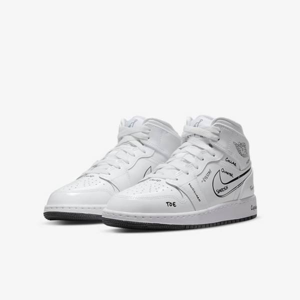 Nike Air Jordan 1 Mid Older Kids' Sneakers White / Black | NK921MUS