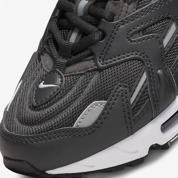 Nike Air Max 96 2 Women's Sneakers Black / Metal Silver / White | NK734KCL