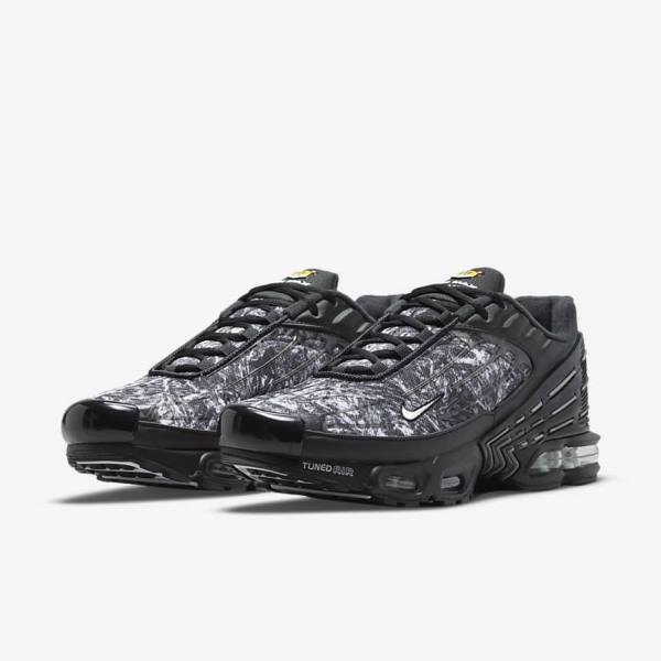 Nike Air Max Plus 3 Men's Sneakers Black / Dark Grey / White | NK825TFZ