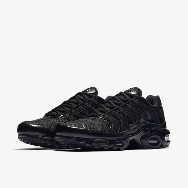 Nike Air Max Plus Men's Sneakers Black | NK369NFD