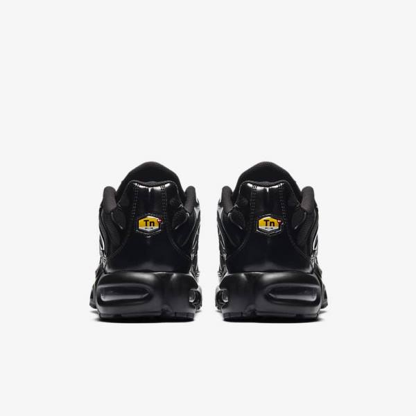 Nike Air Max Plus Men's Sneakers Black | NK369NFD