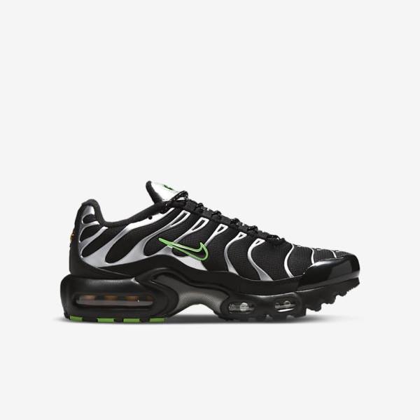 Nike Air Max Plus Older Kids' Sneakers Black / Green / Metal Silver / Black | NK503OVG