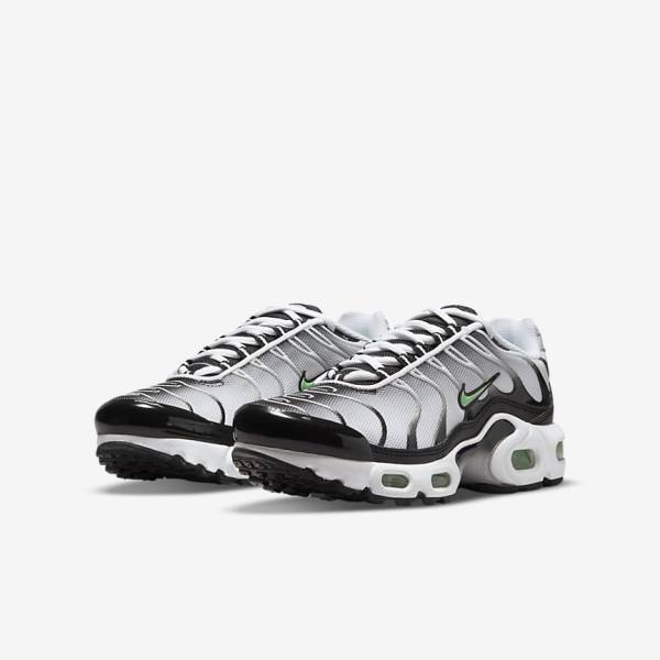 Nike Air Max Plus Older Kids' Sneakers White / Black / Silver / Mint | NK387VOG