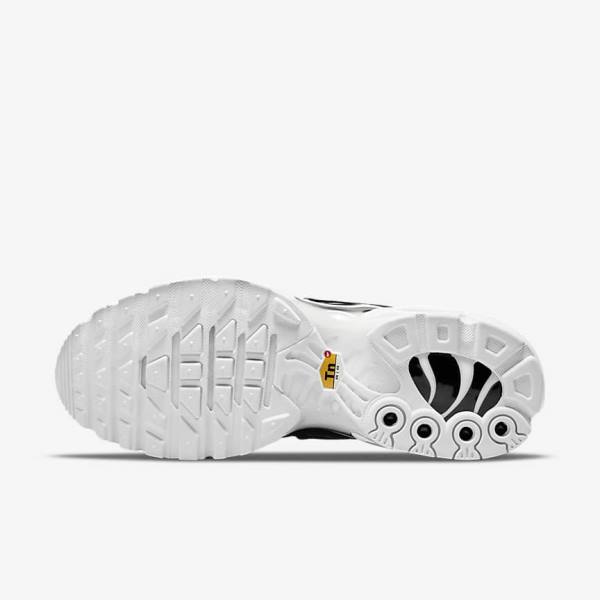 Nike Air Max Plus Women's Sneakers Black / White | NK725UYD