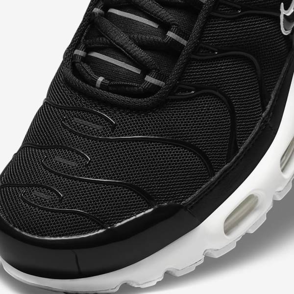 Nike Air Max Plus Women's Sneakers Black / White | NK725UYD