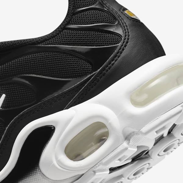 Nike Air Max Plus Women's Sneakers Black / White | NK725UYD