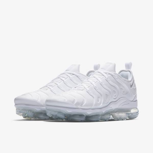 Nike Air VaporMax Plus Men's Sneakers White / Platinum / White | NK941UCM