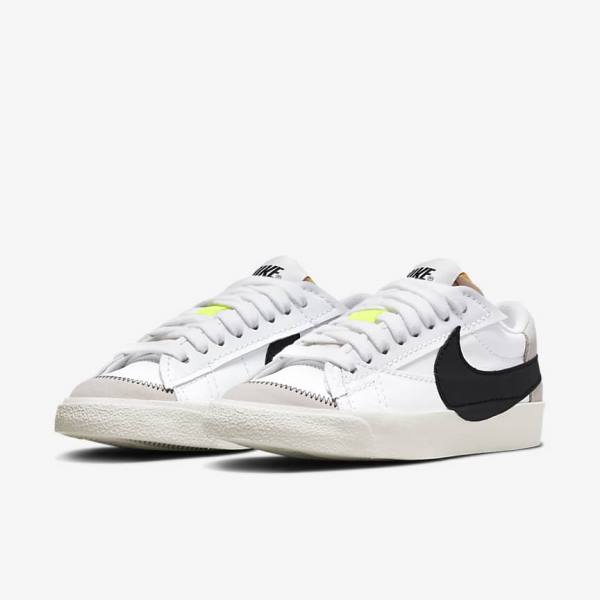 Nike Blazer Low 77 Jumbo Women's Sneakers White / Black | NK059KZI