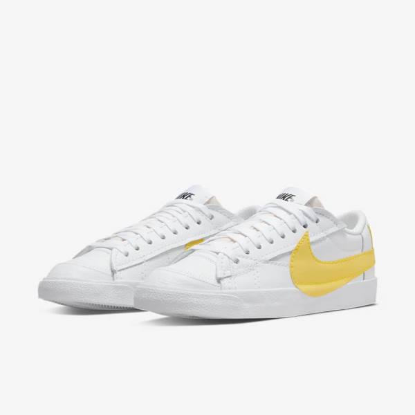 Nike Blazer Low Jumbo Men's Sneakers White / Black / Orange | NK153GOJ