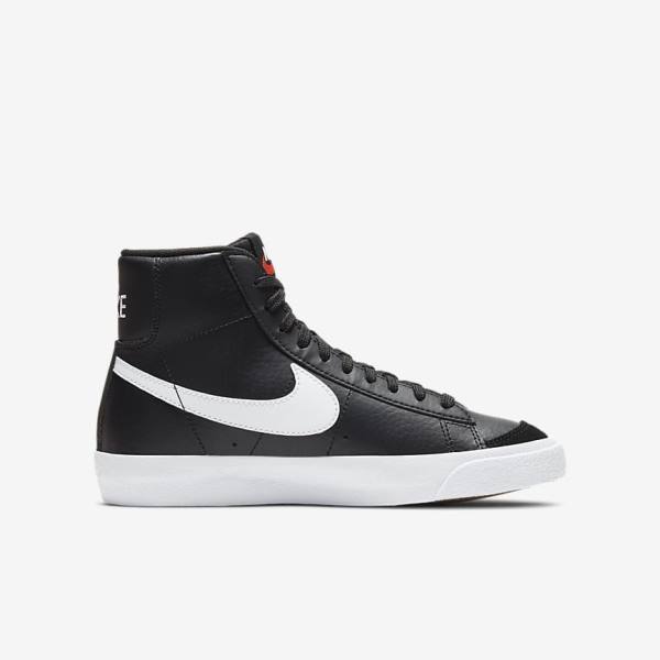 Nike Blazer Mid 77 Older Kids' Sneakers Black / White / Orange | NK306LGN