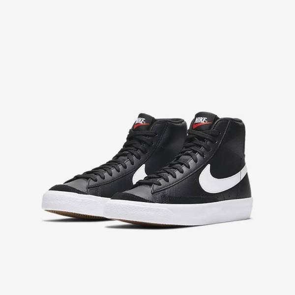 Nike Blazer Mid 77 Older Kids' Sneakers Black / White / Orange | NK306LGN