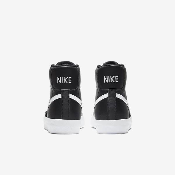 Nike Blazer Mid 77 Older Kids' Sneakers Black / White / Orange | NK306LGN