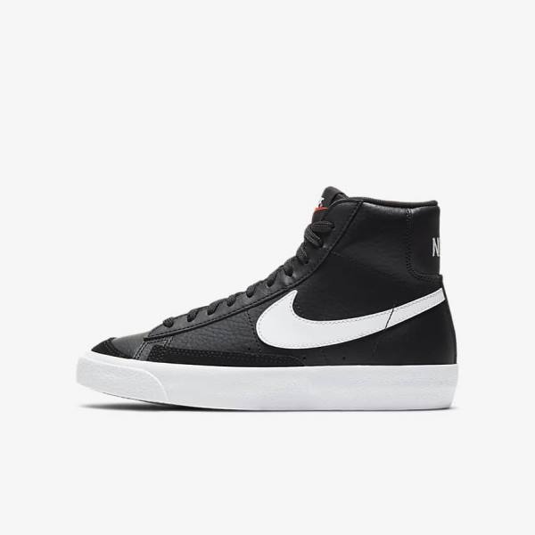 Nike Blazer Mid 77 Older Kids\' Sneakers Black / White / Orange | NK306LGN