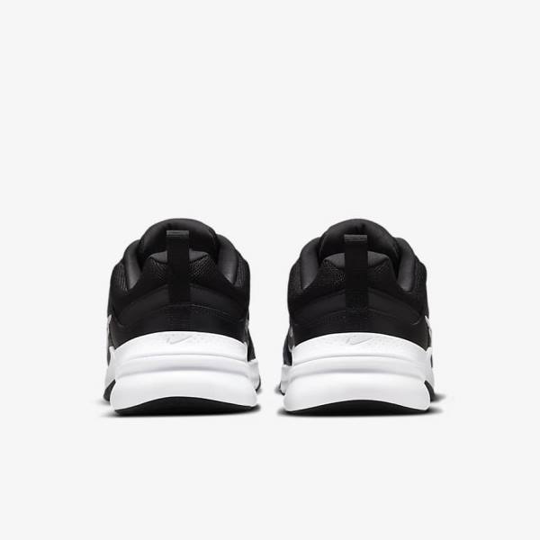 Nike Defy All Day (Extra Wide) Men's Sneakers Black / White | NK860PCS