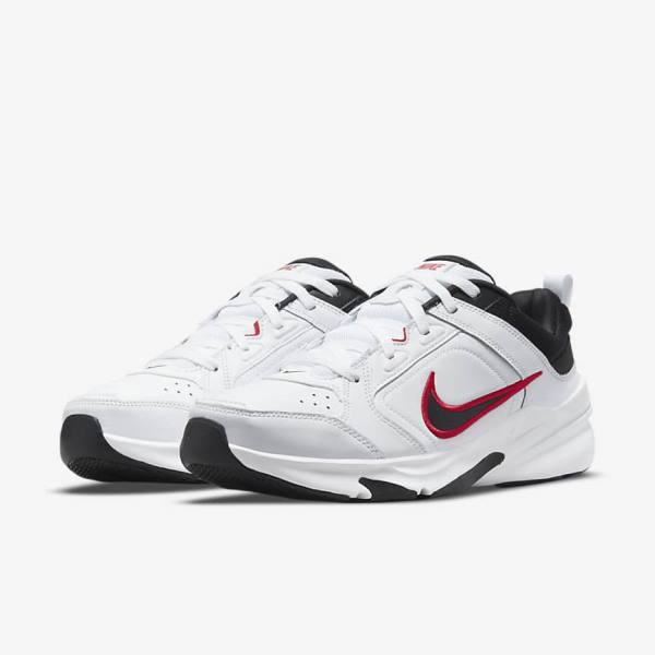 Nike Defy All Day Men's Sneakers White / Red / Black | NK801LNP