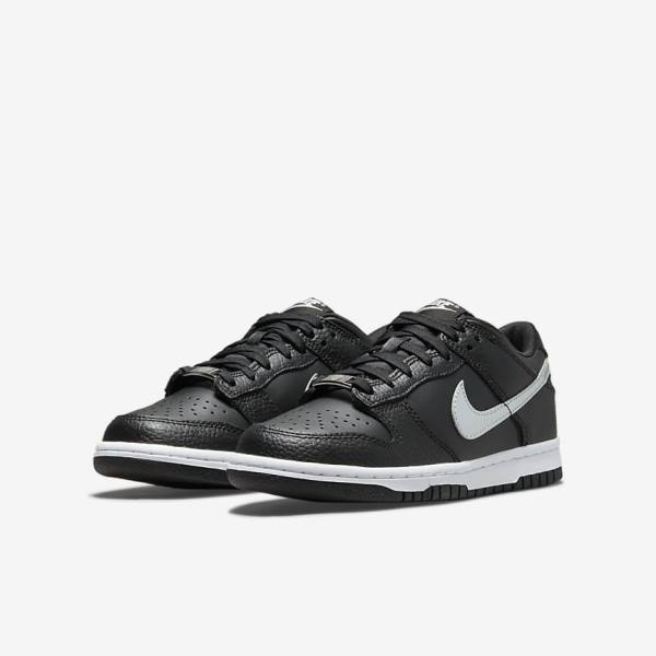 Nike Dunk Low Older Kids' Sneakers Black / Grey / White | NK529CGT