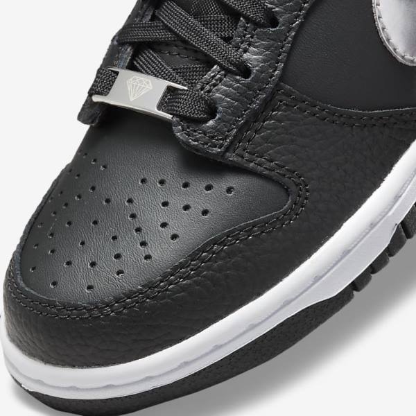 Nike Dunk Low Older Kids' Sneakers Black / Grey / White | NK529CGT