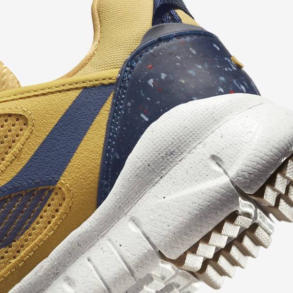 Nike Free Terra Vista Men's Sneakers Gold / Navy | NK216XDR