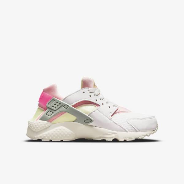 Nike Huarache Run Older Kids' Sneakers White | NK629POC