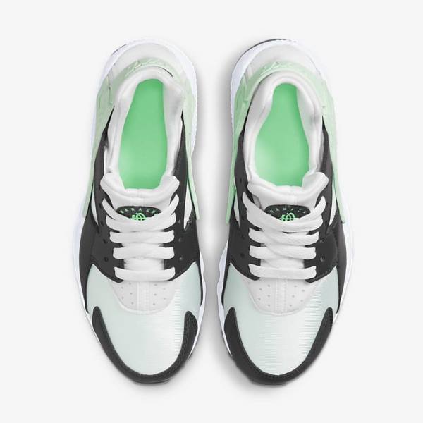 Nike Huarache Run Older Kids' Sneakers White / Mint | NK712BZR