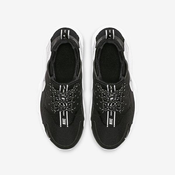 Nike Huarache SE Older Kids' Sneakers Black / White | NK290SVE