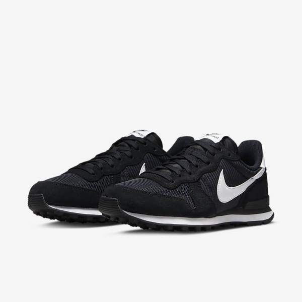 Nike Internationalist Women's Sneakers Black / Dark Grey / White | NK648FOA