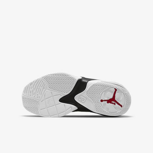 Nike Jordan Max Aura 3 Older Kids' Sneakers White / Black / Red | NK305XRS