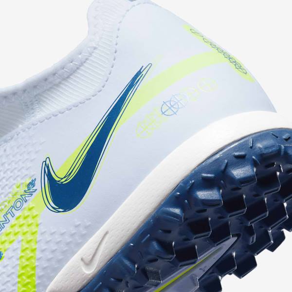 Nike Jr. Phantom GT2 Academy Dynamic Fit TF Older Turf Kids' Football Shoes Grey / Light Blue / Dark Blue | NK486UAK