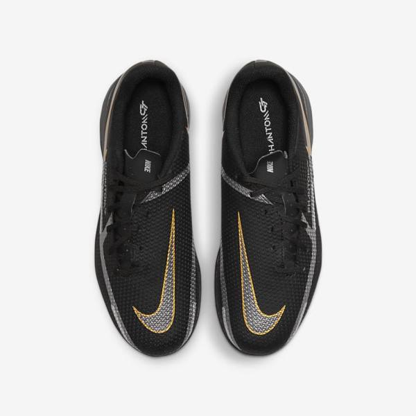 Nike Jr. Phantom GT2 Academy IC Older Indoor Court Kids' Football Shoes Black / Metal Gold / Dark Grey / Metal Dark Grey | NK971YWM