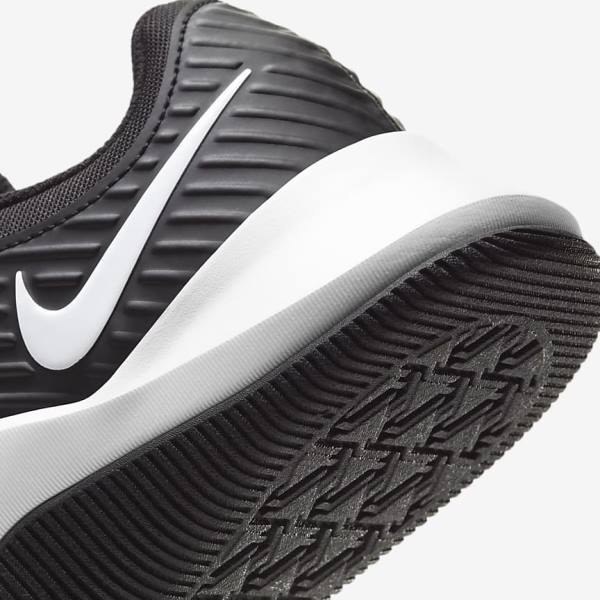 Nike MC Trainer Men's Training Shoes Black / White | NK352FLO