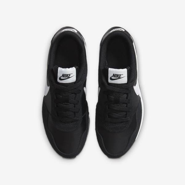 Nike MD Valiant Older Kids' Sneakers Black / White | NK560YQM