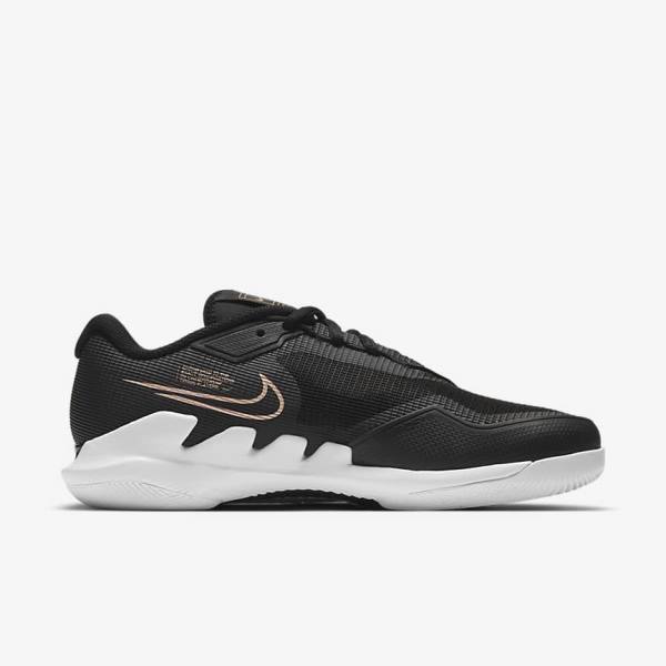 Nike NikeCourt Air Zoom Vapor Pro Hard-Court Women's Tennis Shoes Black / White / Metal Red Brown | NK428XCM