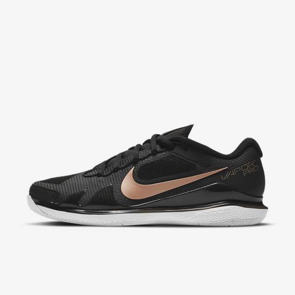 Nike NikeCourt Air Zoom Vapor Pro Hard-Court Women\'s Tennis Shoes Black / White / Metal Red Brown | NK428XCM