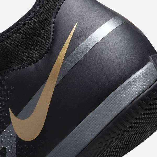 Nike Phantom GT2 Academy Dynamic Fit IC Indoor Court Women's Football Shoes Black / Metal Gold / Dark Grey / Metal Dark Grey | NK024XVK