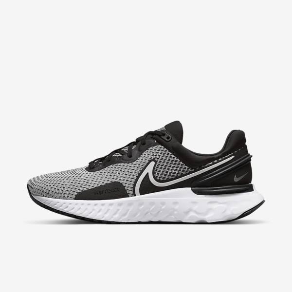 Nike React Miler 3 Road Men\'s Running Shoes White / Black / Metal Silver | NK491RES