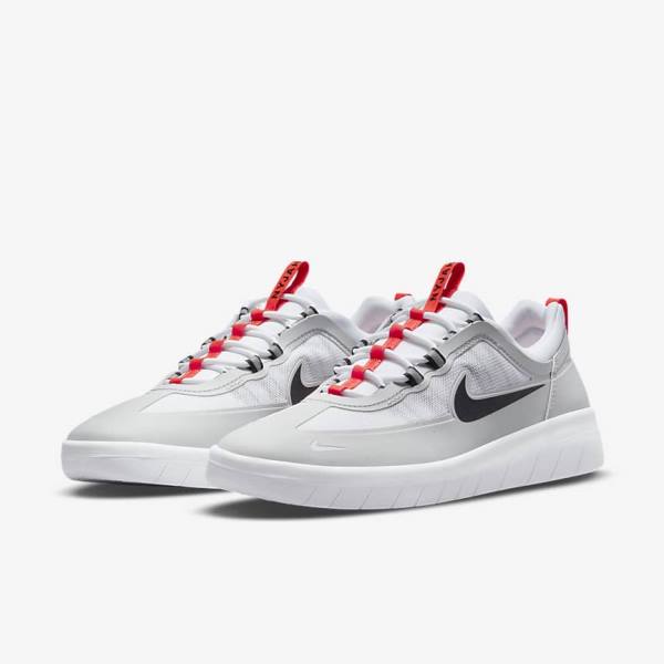 Nike SB Nyjah Free 2 Women's Skate Shoes Grey / White / Light Red / Black | NK631QLO